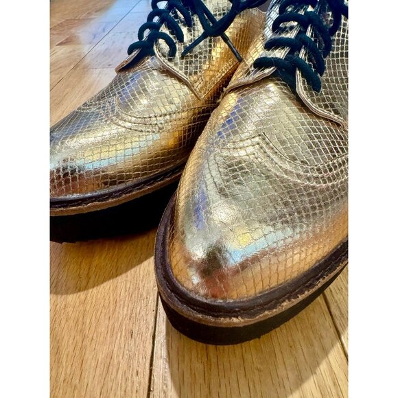 STEVE MADDEN “Lydia” Gold Platform Oxfords - Picture 3 of 7